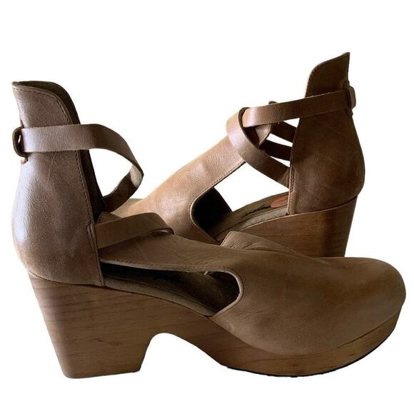 Free People Cedar Leather Buckle Platform Wood Clogs Womens Size 11 Shoes - Picture 7 of 14